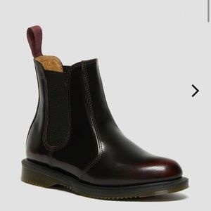 Dr. Martens Flora Arcadia Leather Chelsea Boots